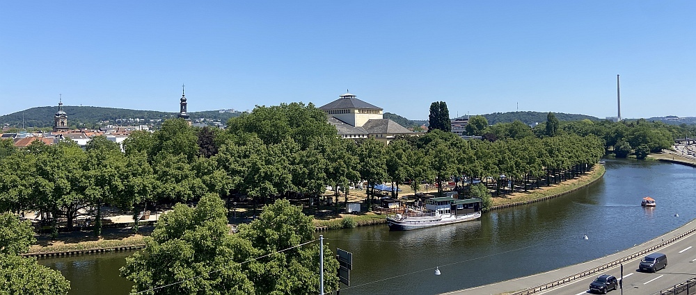 Blick auf das saarländische Staatstheater in Saarbrücken